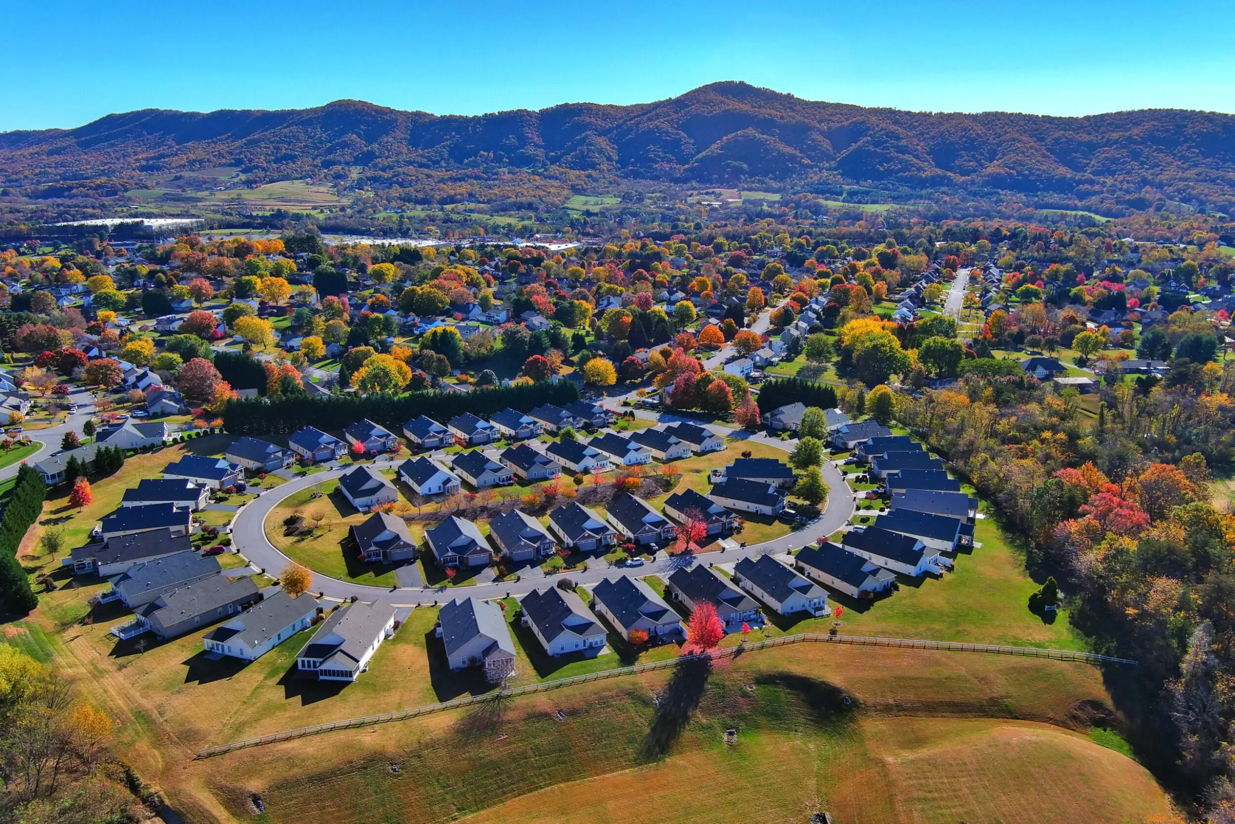Hollins, VA